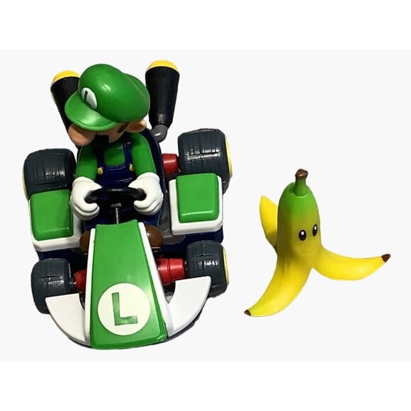 Super Mario Spin Out Luigi Figure On Kart With Banana Wind Up Go 2.5" MarioKart - Picture 4 of 9